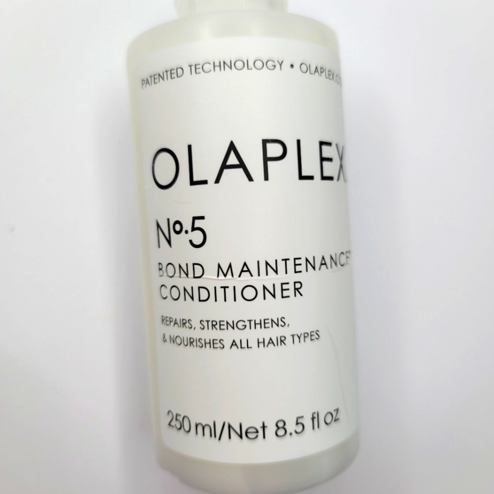 Olaplex no.5 bond maintenance conditioner 8.5oz